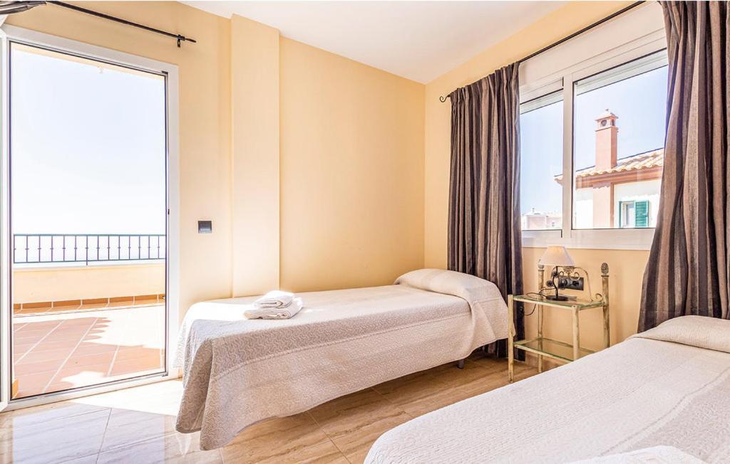 Luxury Villa - La Pia Seaview Торрокс-Коста Экстерьер фото